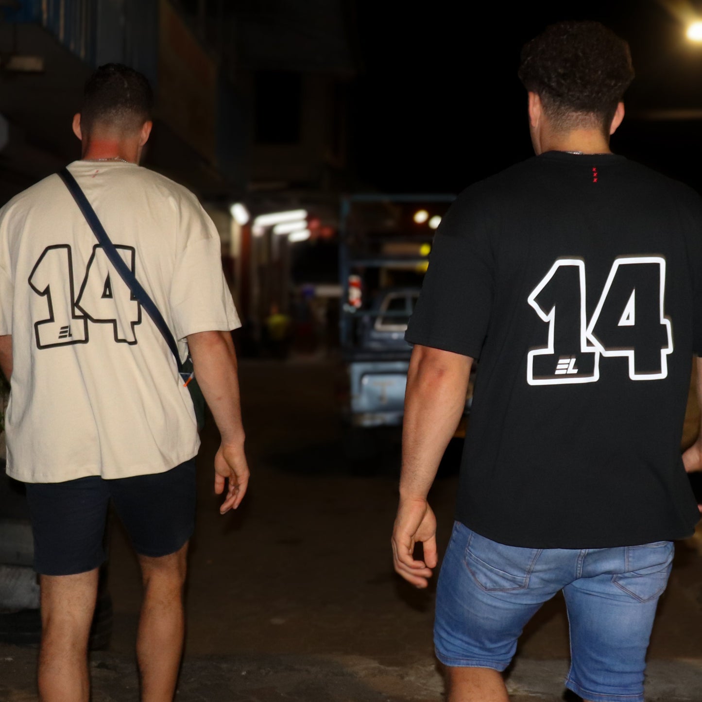 AMSTERDAM LIFTING FIT TEE — Black